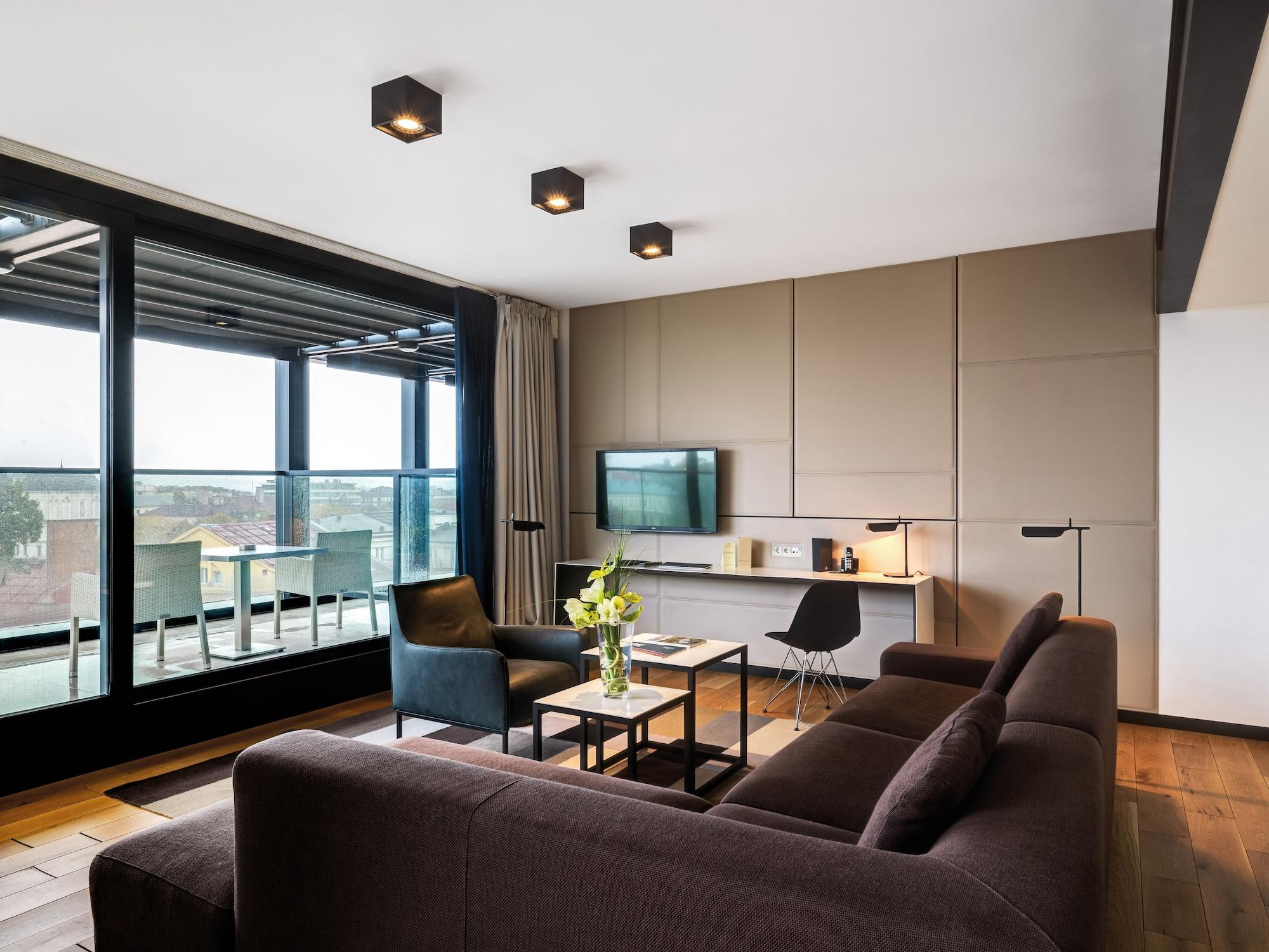 Sense Hotel Sofia, A Member Of Design Hotels Экстерьер фото